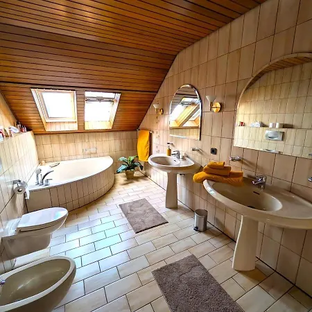 Mika Apartment